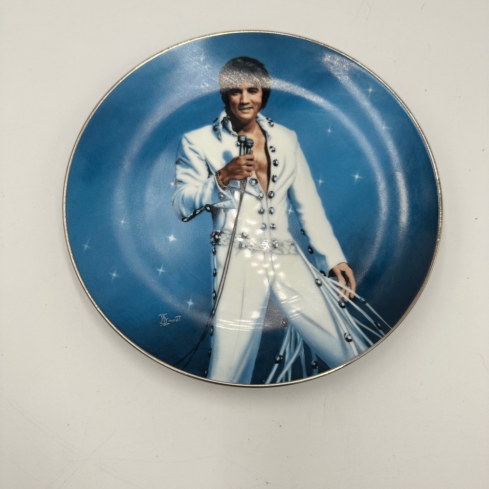 Delphi Collector Plate Elvis Presley King of Las Vegas 8.5" Blue 1991 Vintage